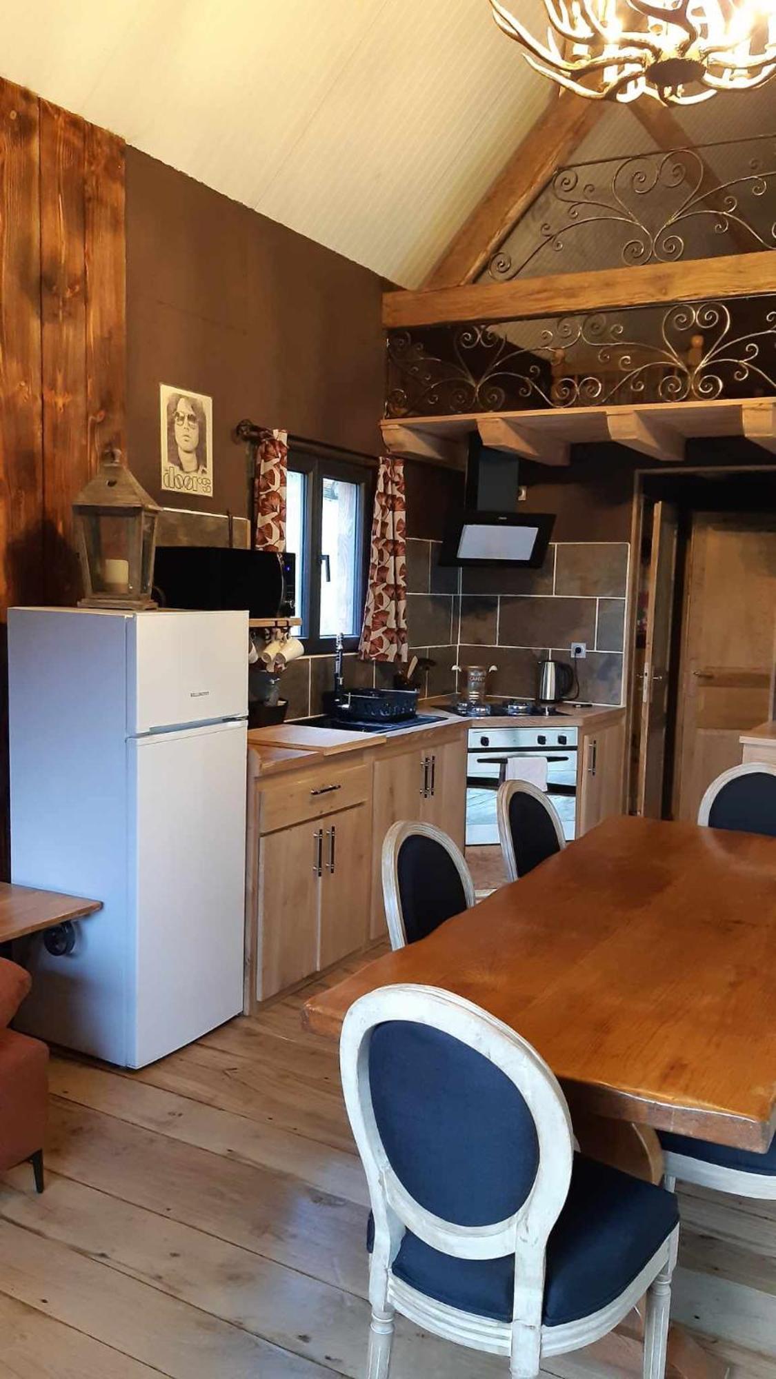 A La Cabane Des Bois Dessus Tiny Gite Alligny-en-Morvan Ngoại thất bức ảnh